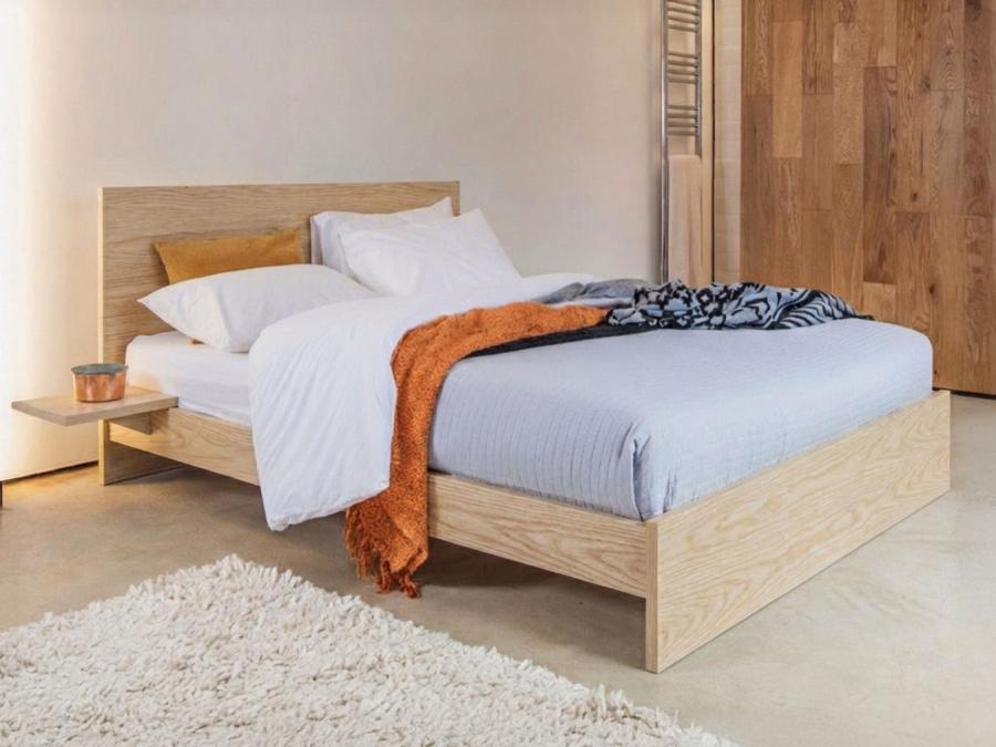 enkel bed in solid ash