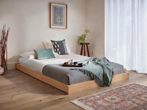 Low Enkel Platform Bed (No Headboard) Beech