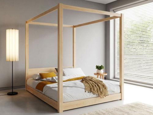 Low Four Poster Bed Maple